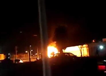 Incendian tienda en Zumpango para saquear; detienen a 54
