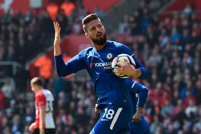 Giroud le da esperanza de Champions al Chelsea