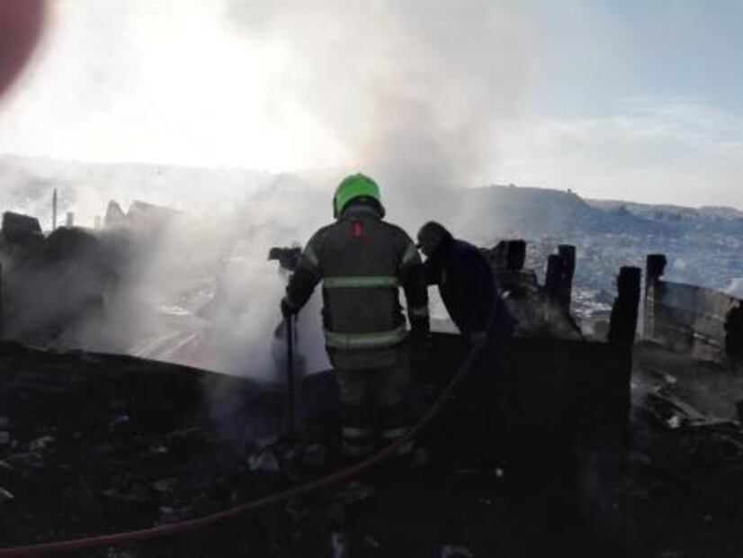 Mueren dos personas tras incendio en Bordo de Xochiaca