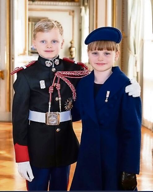 Jacques, (izq) príncipe heredero de Mónaco