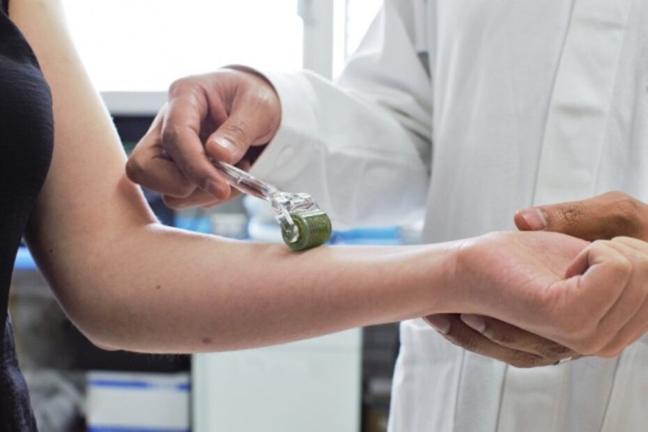 Con parches, investigador de la UNAM combate obesidad y artritis