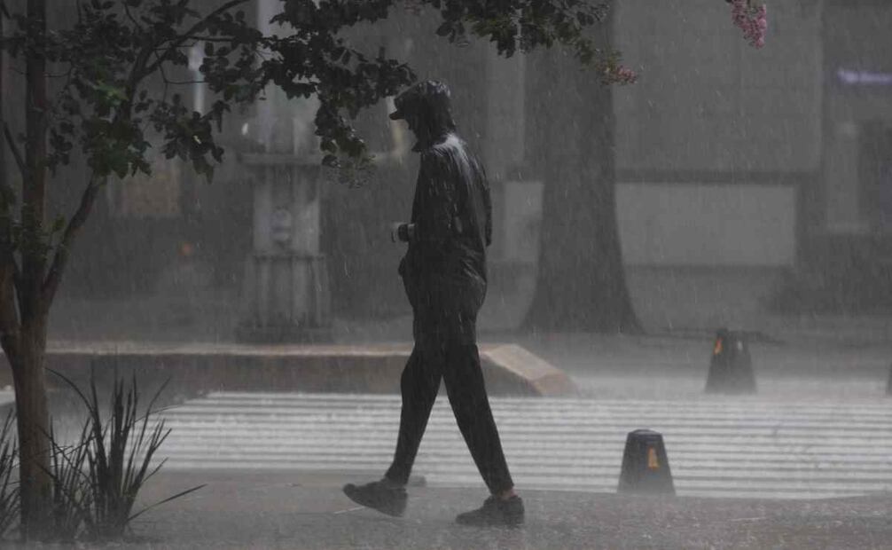 Lluvia en la CDMX 22/06/2025. Foto: Darío Luna. EL UNIVERSAL