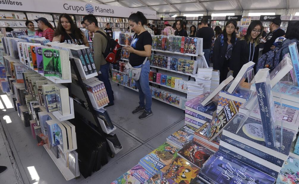 Ciudad de México 13/10/2023 Aspectos de la feria internacional de libro del zócalo de la ciudad de México que este año festeja su vigésima tercera edición . Foto: Fernanda Rojas/ El Universal.