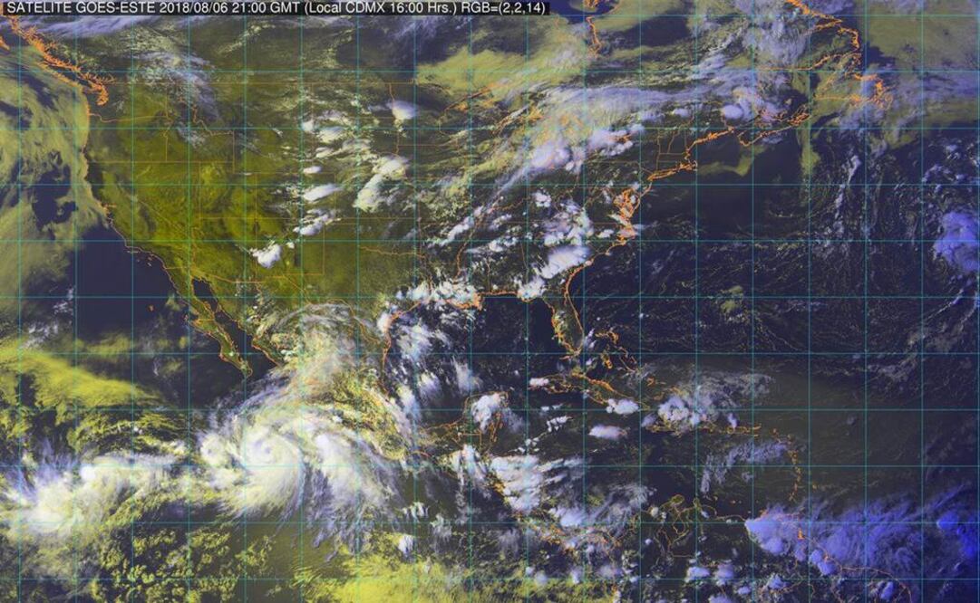 El huracán John se desplaza hacia el norte del país a 6km/h. Foto: Conagua