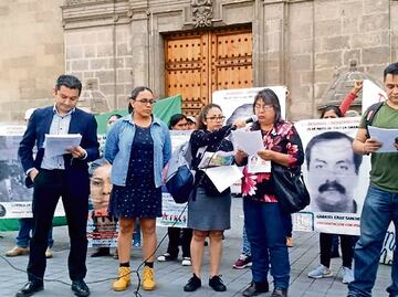 Piden a AMLO buscar a desaparecidos en cuarteles