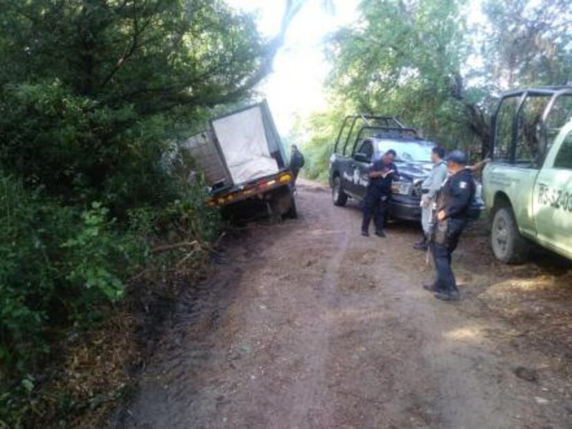 Recuperan casi 10 mil litros de “huachicol” en Oaxaca