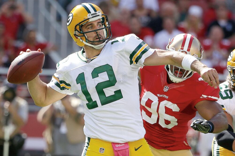 El quarterback Aaron Rodgers y los Packers van 4-0 por primera vez desde la campaña 2011 (MARCIO JOSÉ SÁNCHEZ. AP EL)
