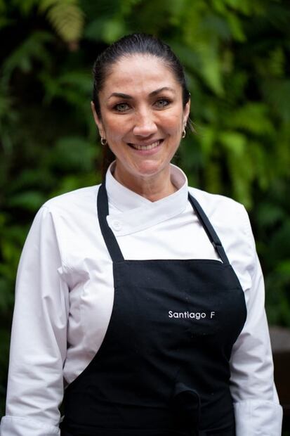 Mujeres latinas cocinan a diez manos en Costa Rica