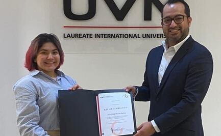 Alexa Moreno concluyó la carrera de arquitectura y lo presume en redes sociales