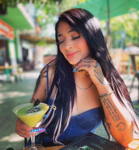 Cae tiktoker Yulissa Mendoza junto a detenido por asalto con mazos en plaza Antara