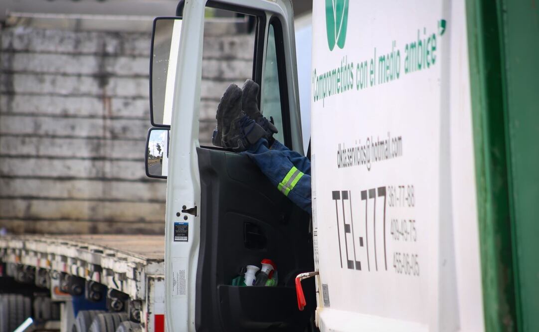 Conductores denuncian el impacto de los bloqueos en Ecatepec (19/12/2024). Foto: Luis Camacho | El Universal