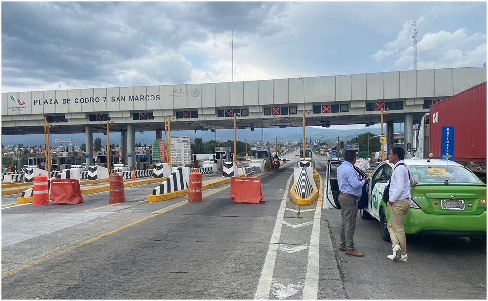 Continúa cierre de autopista México-Puebla. Foto: Juan Carlos Williams / EL UNIVERSAL