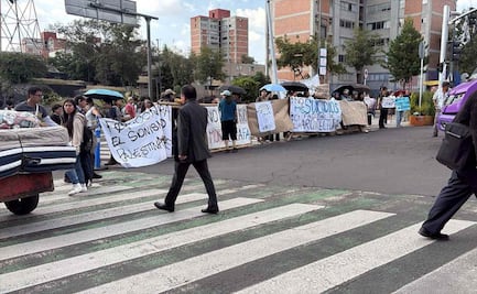 Estudiantes de la Prepa 4 de la UNAM bloquean Eje 10 Sur, en Coyoacán; exigen diversas demandas