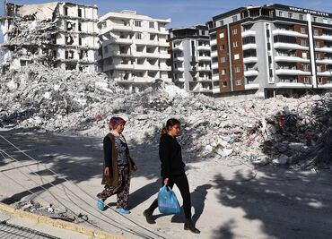 ¿En cuánto calculan las pérdidas económicas por daños tras el sismo en Turquía?