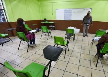 Registran dos nuevos casos de Covid-19 en preescolar y secundaria de CDMX