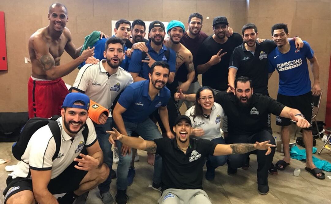 Twitter (@CapitanesCDMX)