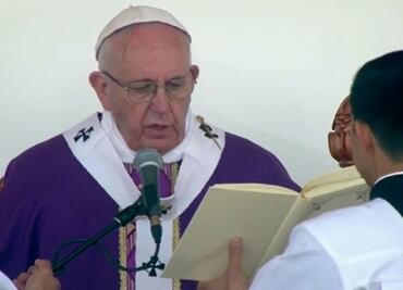 Pope Francis says mass in Morelia