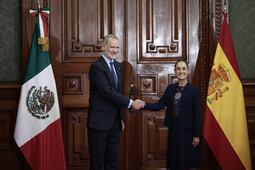 Sheinbaum recibe al rey Felipe VI en México y abre una nueva etapa en la relación con España