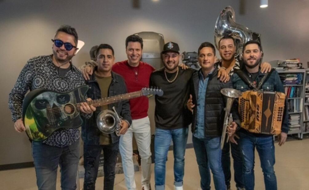 ¿A Tenoch Huerta ya se le subió la fama?