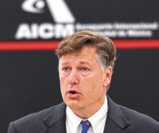 Embajador de EU urge a proteger cadena de producción y economía