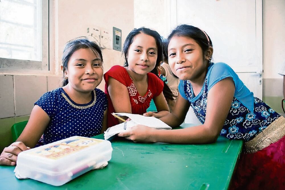 La primera generación de niños trilingües en Yucatán concluirá en el presente ciclo escolar y son de la comunidad maya de Tixméhuac, al sur del estado, tiene una primaria con 117 alumnos donde opera la modalidad de tiempo completo. (CUAUHTÉMOC MORENO)