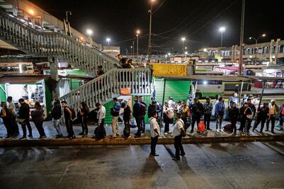 ”Si alguien va solo, lo pueden robar”; relatan usuarios de paraderos 