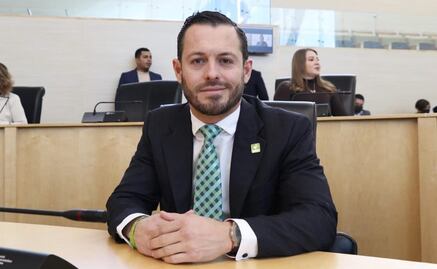 Diputado de Guanajuato se pasea de lujo en España a cuenta del erario