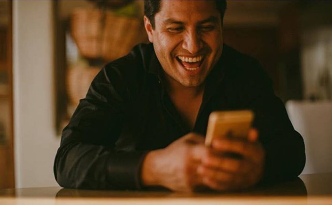 Julión Álvarez, feliz con su hija. FOTO: Instagram 