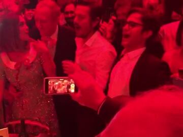 Salma, Gael y Luna cantan en Cannes a ritmo de mariachi