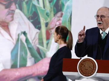 Productores de maíz responden a gobierno federal tras anunciar acuerdo en la mañanera; "es una simulación", acusan