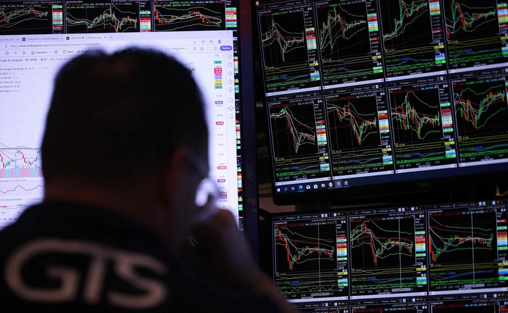 Wall Street cayó casi un 6% y cerró en rojo por segunda sesión consecutiva, reflejo de la preocupación de los inversores por la economía estadounidense. Foto: AFP