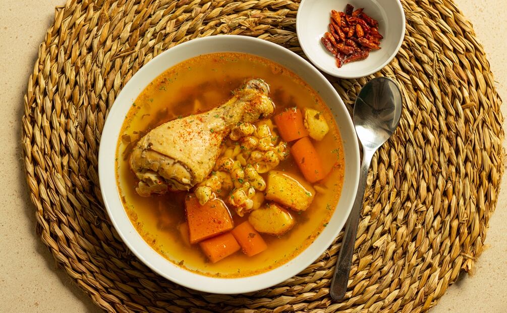 ¿Cuánto dura el caldo de pollo en buen estado? Foto: Istvan Szabo / Pexels