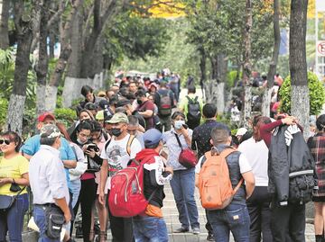 Aun con dudas, SAT niega prórroga para constancia fiscal