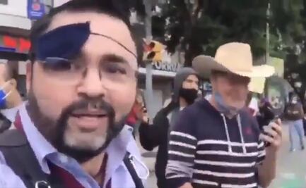 "Allá va mi perro", dice asistente a mañaneras de AMLO a integrante del FRENAAA