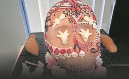 Toloache, la macrocalaverita hecha de alfeñique