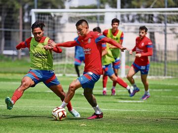 Luis Reyes restriega el bicampeonato a Chivas
