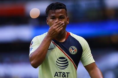 América, plato de segunda mesa para Roger Martínez