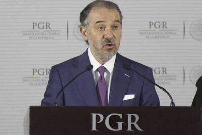 La renuncia de Cervantes, voces y opiniones