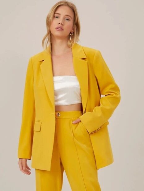Alerta tendencia: 5 blazers coloridos para avivar tus outfits