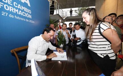 El gobernador de Yucatán, Mauricio Vila Dosal, presenta su libro “Una Historia de Cambio y Transformación”