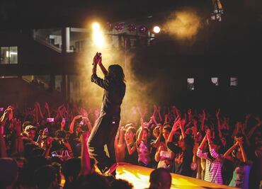 Qué hacer en Los Dinamos, además de ir a la Noche de Primavera