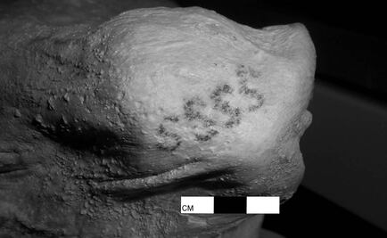 Descubren los primeros tatuajes del mundo