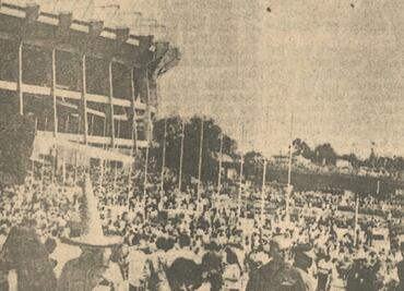 Toneladas de basura, peleas por boletos y propaganda política: así fue la inauguración del Mundial México 70