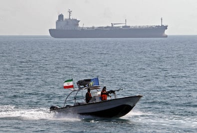 Irán captura buque en Golfo Pérsico por sospechas de contrabando de combustible