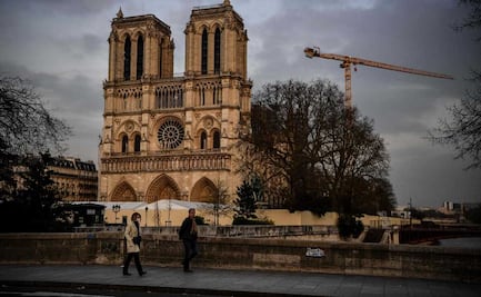 Francia decide hoy la controvertida renovación de Notre Dame