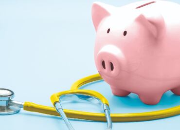Aseguradoras preparan producto para adultos mayores a bajo costo; buscan ampliar cobertura a este sector de la población