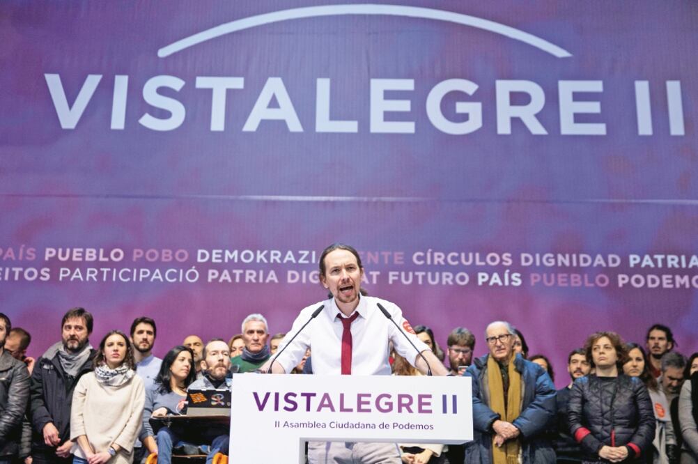 El líder de Podemos, Pablo Iglesias, reiteró ayer en Madrid la necesidad de que el partido siga siendo la verdadera oposición al gubernamental Partido Popular. (SERGIO PEREZ. REUTERS)