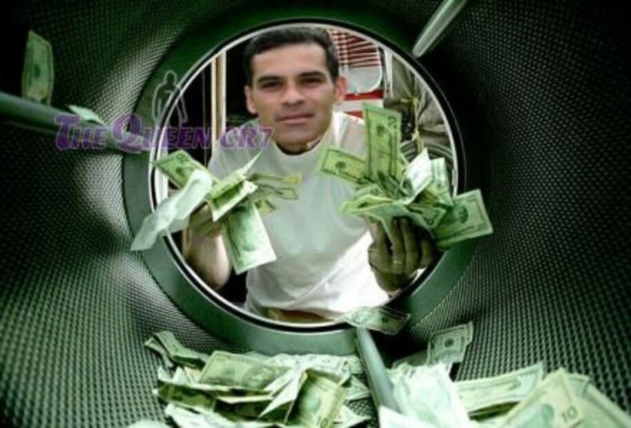 ​Se burlan de Rafa Márquez con memes por supuestas ligas con el narco