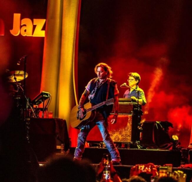 ¿Quién es la mujer con la que Johnny Depp apareció en público?