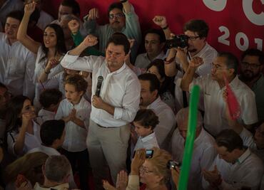 Mauricio Sahuí se registra como precandidato del PRI por Yucatán